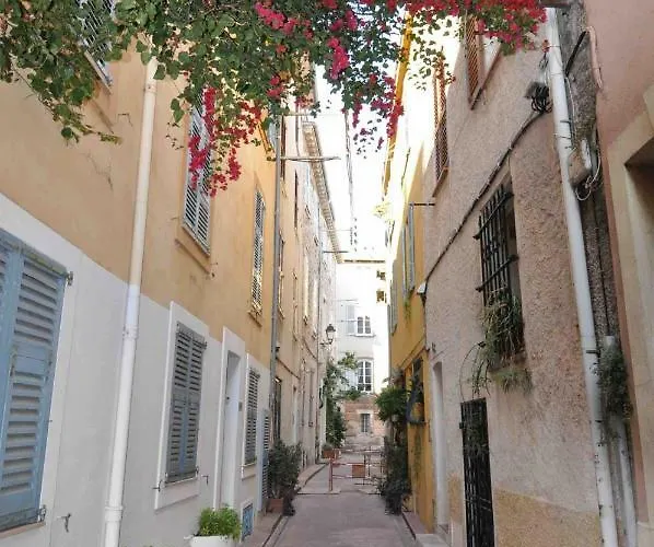 Superb One-bedroom - Stayinantibes- Picasso 1 شقة *
