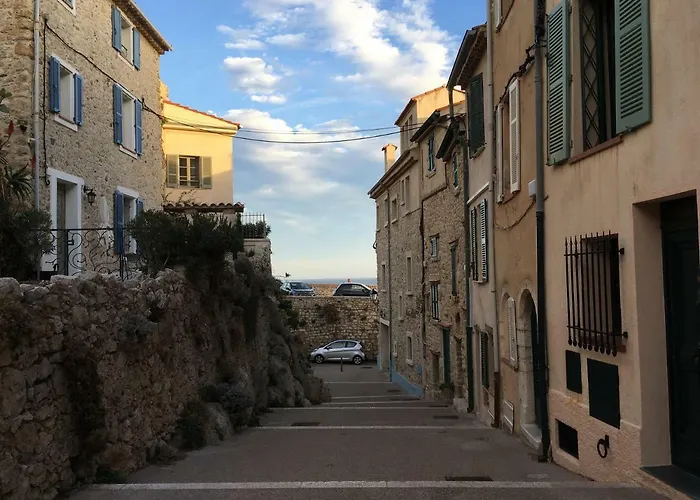 Superb One-bedroom - Stayinantibes- Picasso 1 شقة *
